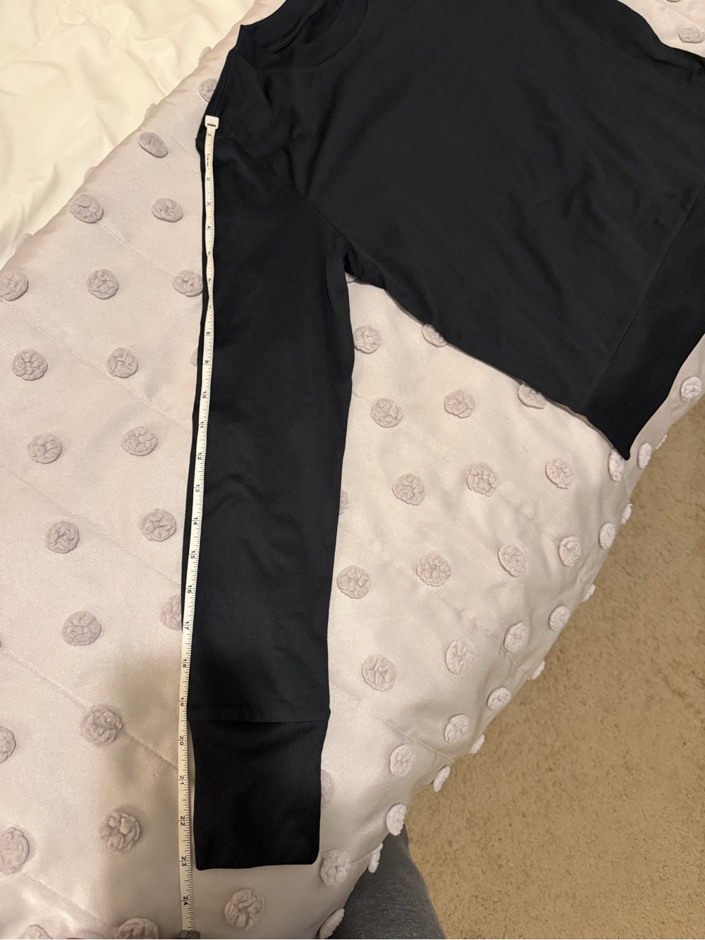 Vuori Navy Crew Minimal Long Sleeve - Picture 6 of 7